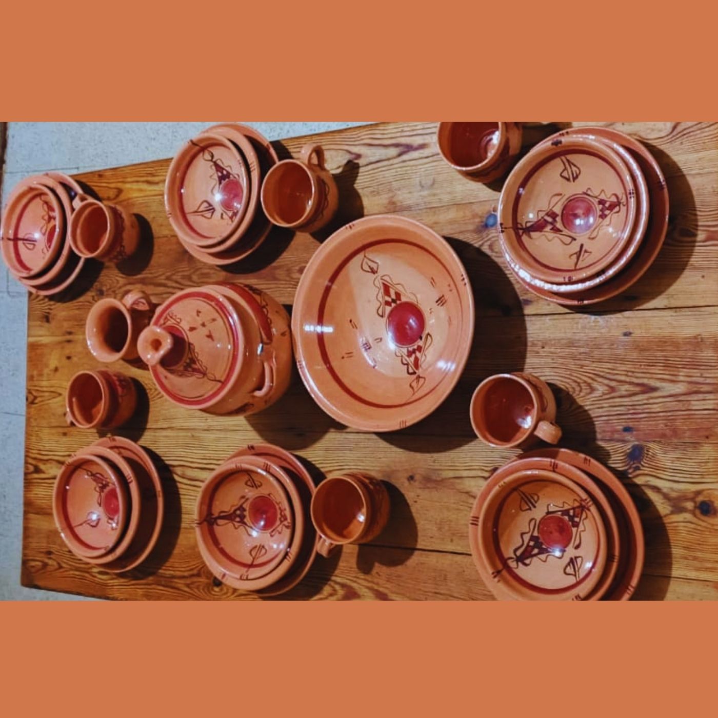 Service de table artisanal 26 pièces – Taqbeylite