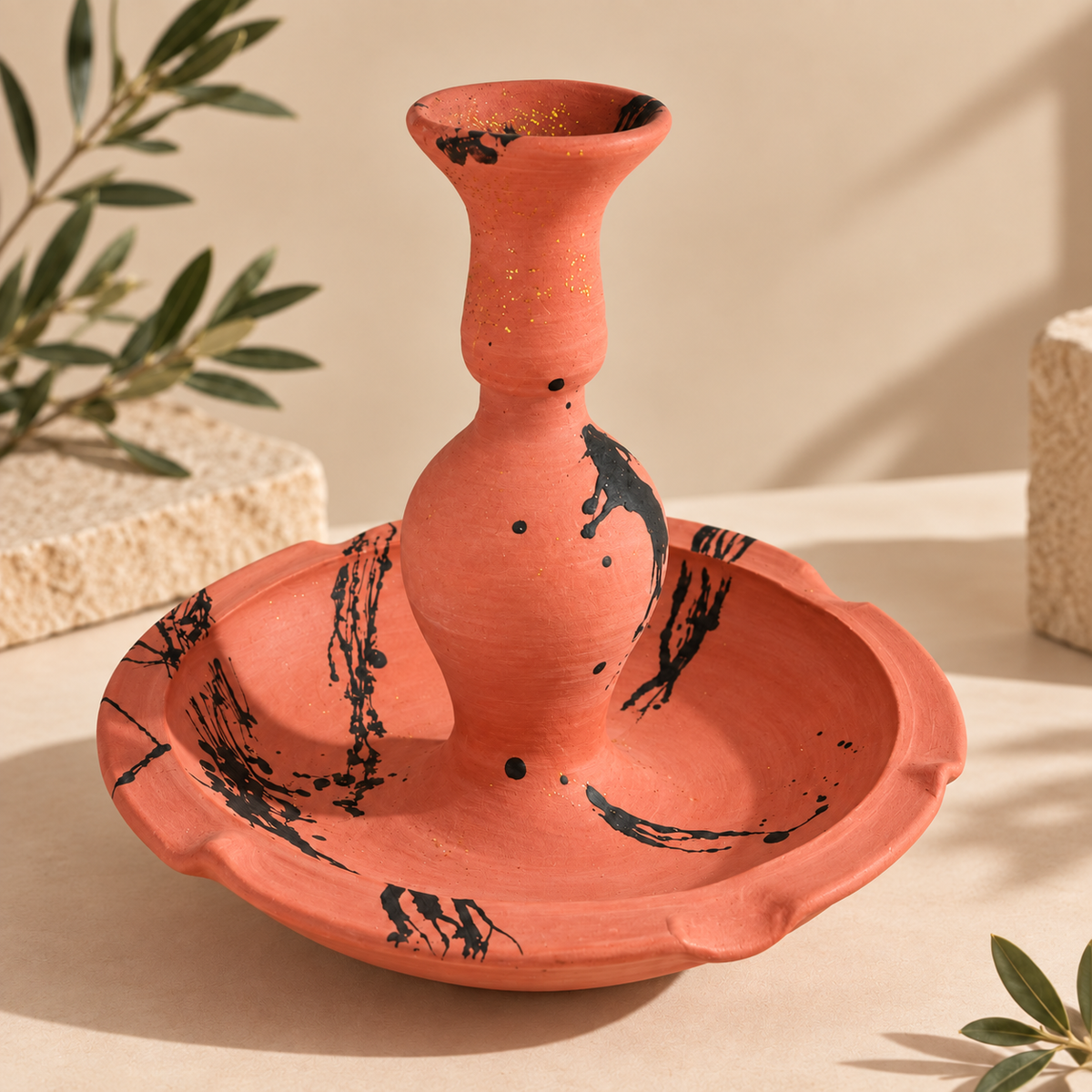 Bougeoir artisanal algérien NEJMA en terracotta rose avec décor noir, pièce de décoration faite main